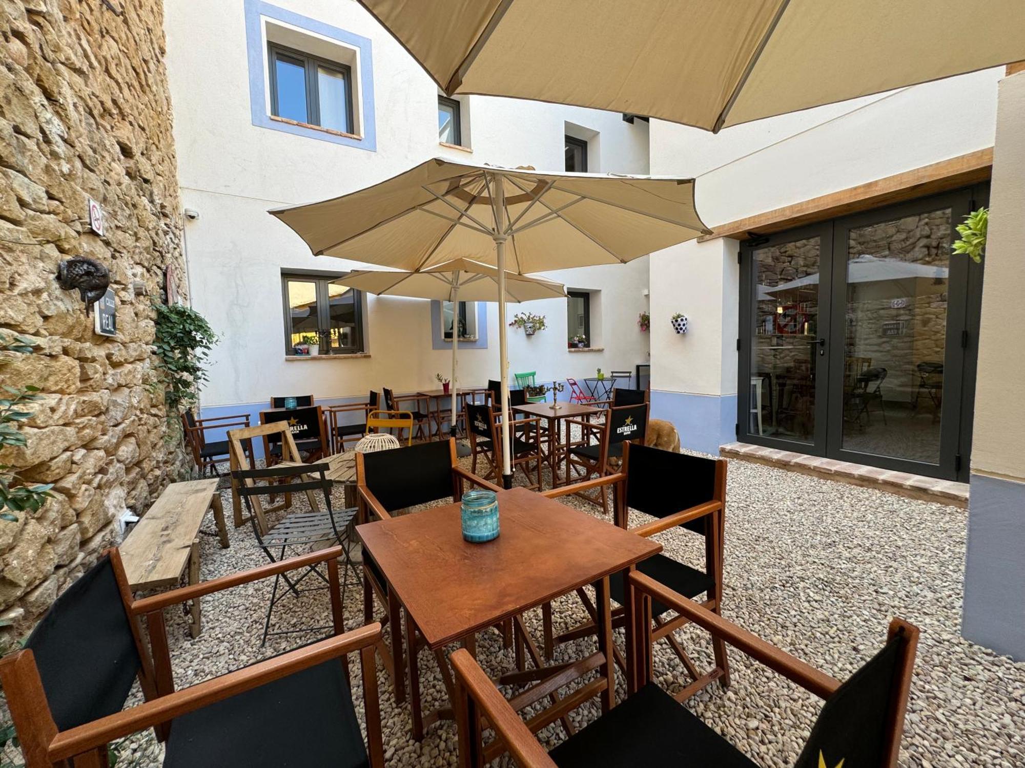 Casa Don Pelayo Boutique Apartments & Cafe Valderrobres Ngoại thất bức ảnh