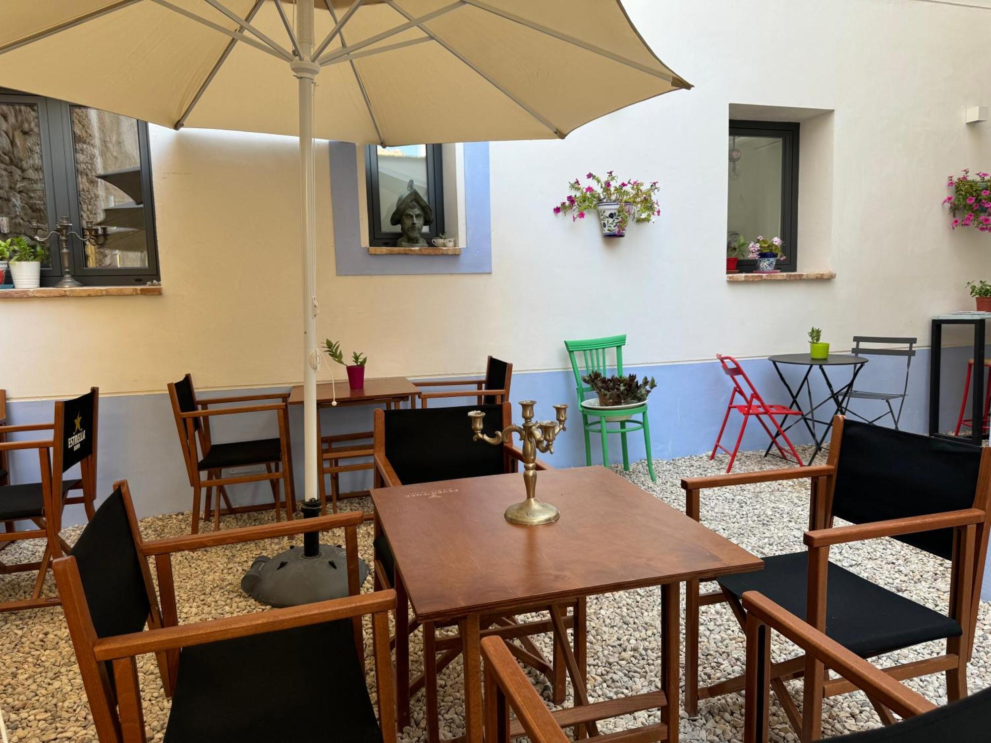 Casa Don Pelayo Boutique Apartments & Cafe Valderrobres Ngoại thất bức ảnh
